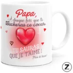 White mug with a large pink heart and a French message for Dad: 'Papa, A chaque fois que tu toucheras ce coeur, tu sauras que je t’aime!'